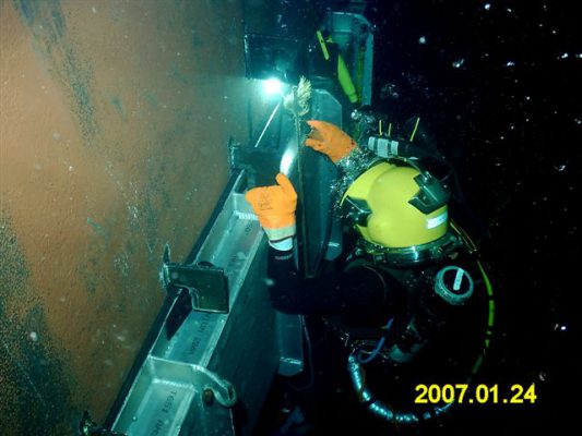 Commercial Diving and Marine Salvage Safety