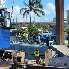 uss-bowfin-drydock-in-hawaii