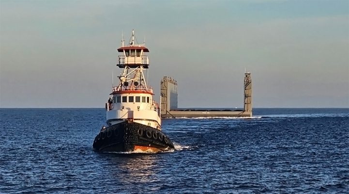 American Marine Corporation provides marine transportation for industrial equipment and construction projects.